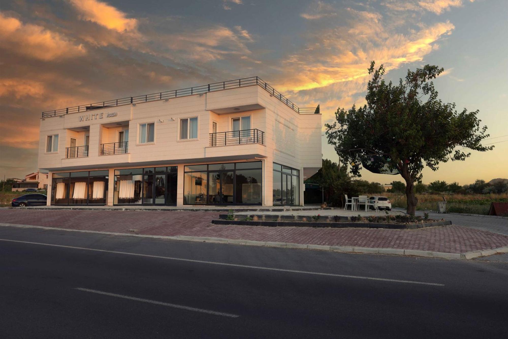 White House Cappadocia Aparthotel Nevşehir Bagian luar foto